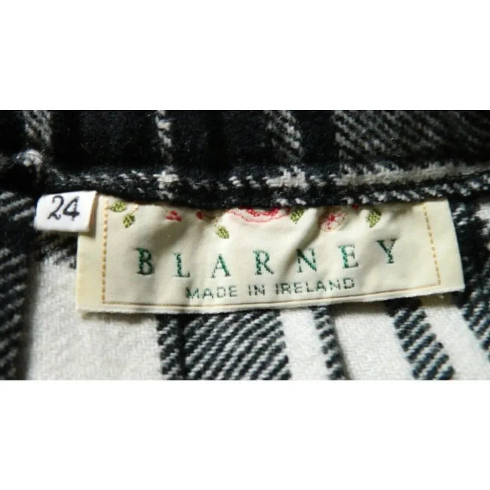 Blarney Skirt Mini Wrap Size 24 Black White  Plaid Woolen‎ Ireland Academia